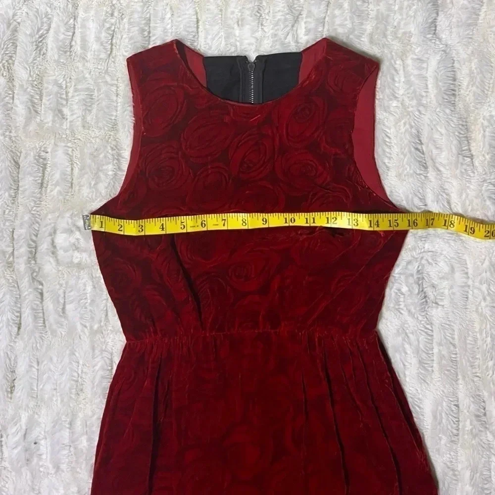 Alice + Olivia excellent pre